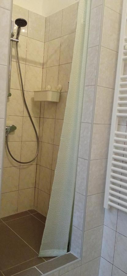 Duna Szecsi Apartman Budapest Exteriör bild