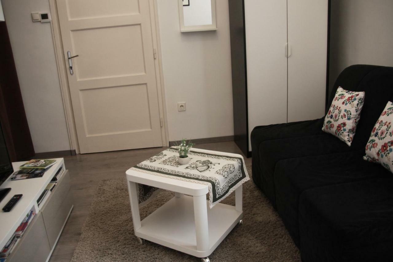 Duna Szecsi Apartman Budapest Exteriör bild