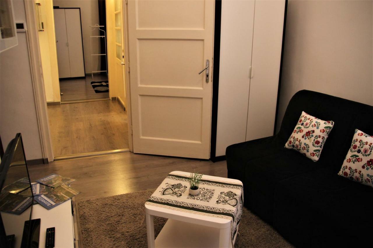 Duna Szecsi Apartman Budapest Exteriör bild